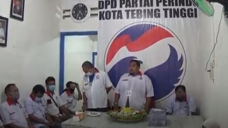 Potong Tumpeng dan Santuni Anak Yatim, Bukti Rasa Syukur Perindo Tebing Tinggi Rayakan HUT ke 6   