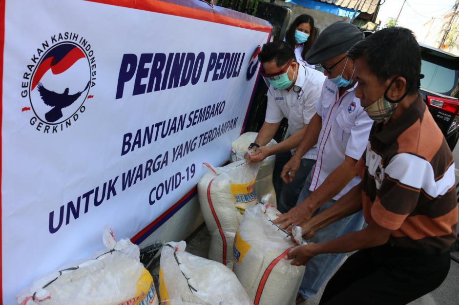 FOTO: Perindo Peduli Berbagi di Tengah Pandemi Covid-19