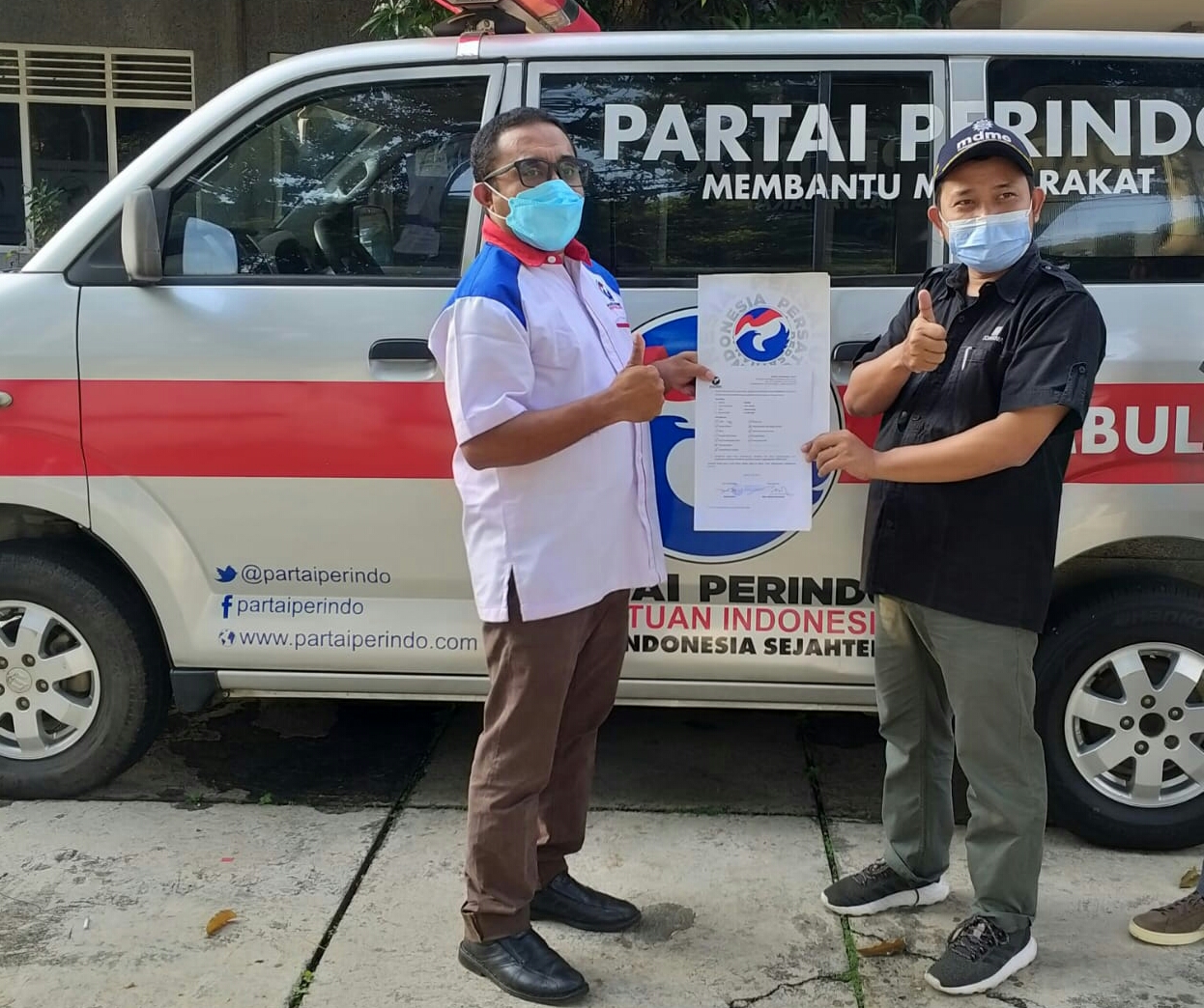 Serahkan Ambulans ke RSIJ Sukapura, Komitmen Perindo Dukung Pemerintah Tangani Covid-19