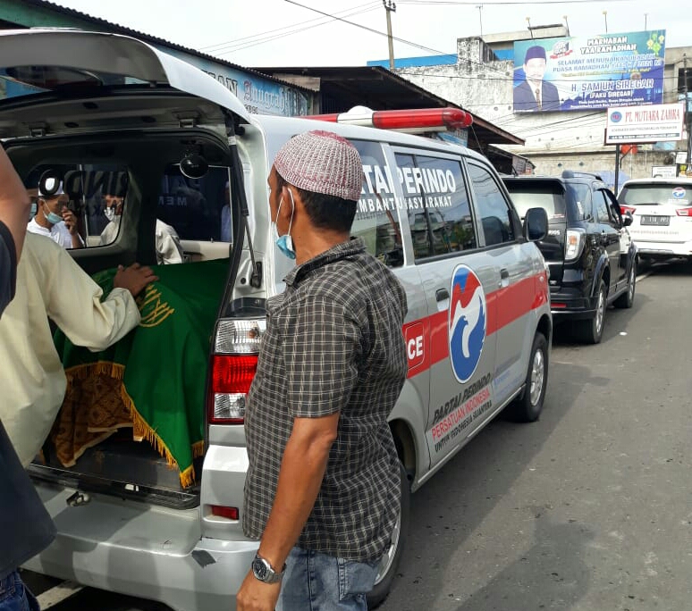 Ambulans Perindo Jambi Sehari Antarkan Dua Jenazah Menuju Pemakaman