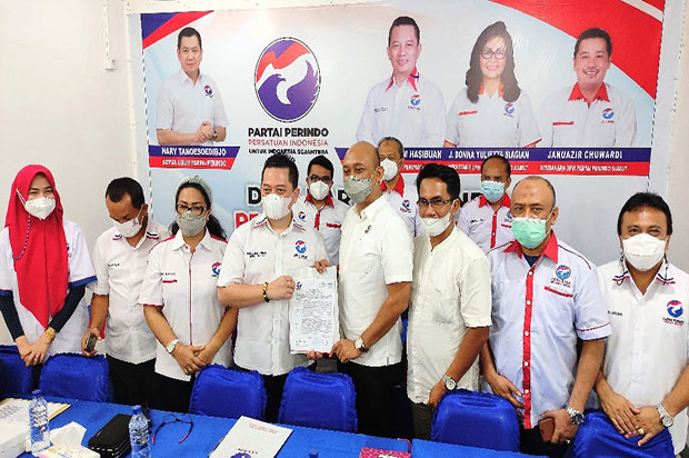 DPW Partai Perindo Sumut Sudah Serahkan SK Kepengurusan Baru ke 8 DPD