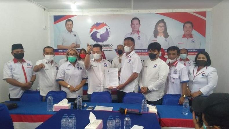 Serahkan SK Perindo Labuhanbatu, Rudi Zulham Minta Pengurus Baru Berjuang untuk Masyarakat