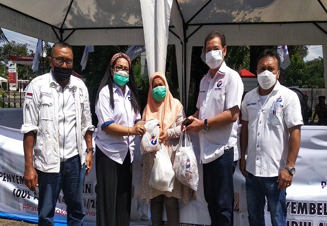 Terima Daging Kurban Perindo, Warga: Semoga Jadi Pemenang Pemilu