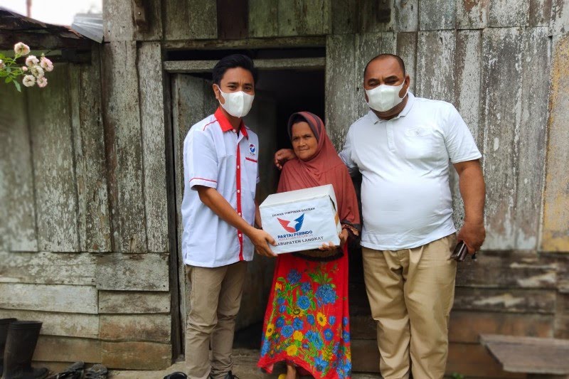 Perindo Langkat Ringankan Beban Guru Ngaji di Masa Pandemi