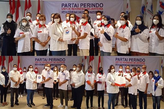 Usung Semangat Baru untuk Sejahterakan Masyarakat, DPW Perindo DIY Serahkan SK Pengurus Baru