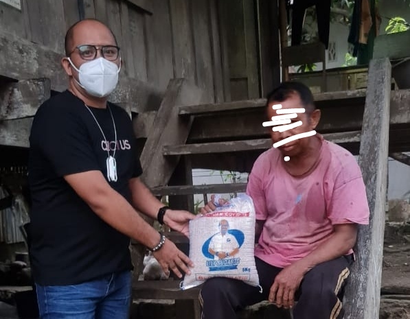 Partai Perindo Wakatobi Distribusikan Beras kepada Warga Terdampak Pandemi