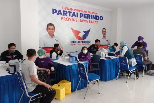 Warga Serbu Vaksinasi Massal Partai Perindo Jabar, 1.000 Dosis Vaksin Ludes Terpakai