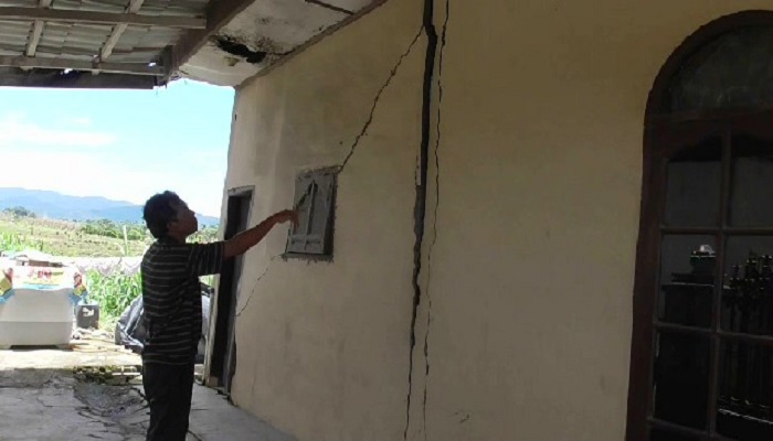 Rumah Warga Retak Diduga Akibat Proyek Listrik, Politisi Partai Perindo Karo Angkat Bicara