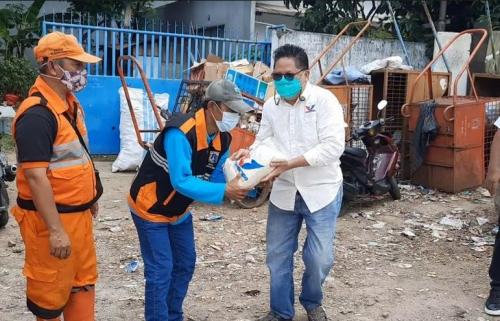 Terima Bantuan Sembako, PPSU: Semoga Partai Perindo Semakin Jaya!