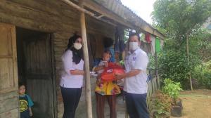 Warga Kelapa Bangka Barat Sumringah Ikut Vaksinasi Covid dan Diberi Sembako dari Partai Perindo