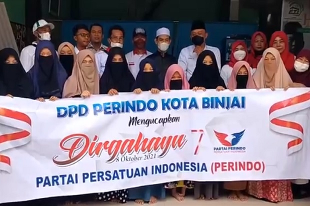 Rangkaian HUT ke-7, DPD Partai Perindo Kota Binjai Bantu Sembako ke Pesantren