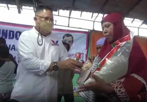 Partai Perindo Pastikan Pengungsi Erupsi Gunung Semeru Dapat Perhatian