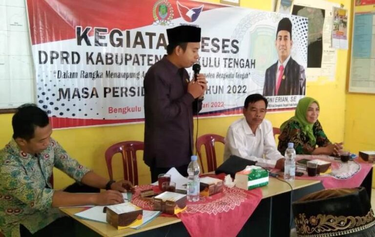 Legislator Partai Perindo Bengkulu Tengah Tampung Aspirasi Warga Terkait Jalan Rusak