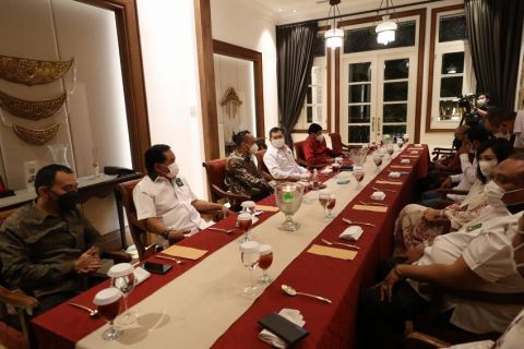 Begini Suasana Pertemuan Ketum Parpol Nonparlemen di Menteng