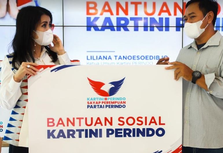 Ketum Kartini Perindo Semangati Ayah dari Balita Penderita Pembengkakan Tulang Pipi