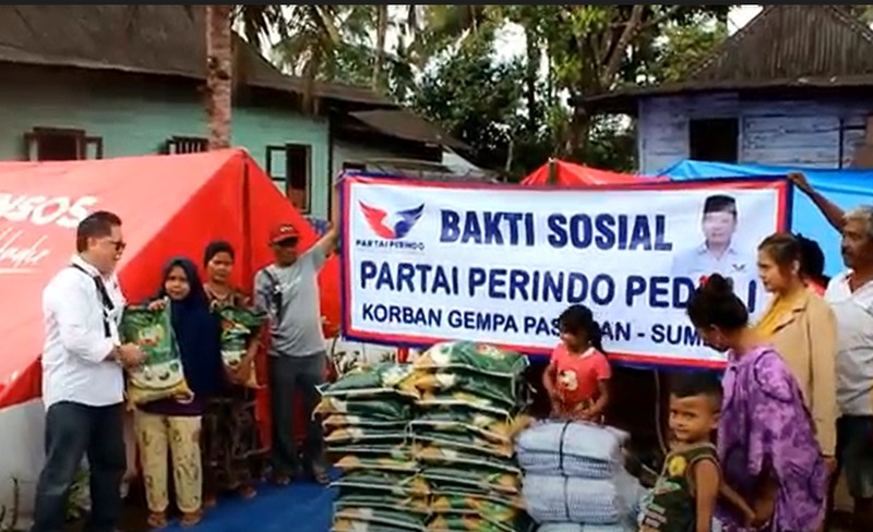Partai Perindo Berikan Bantuan di Pasaman Barat, Korban Gempa: Terima Kasih Bantuan Sembakonya