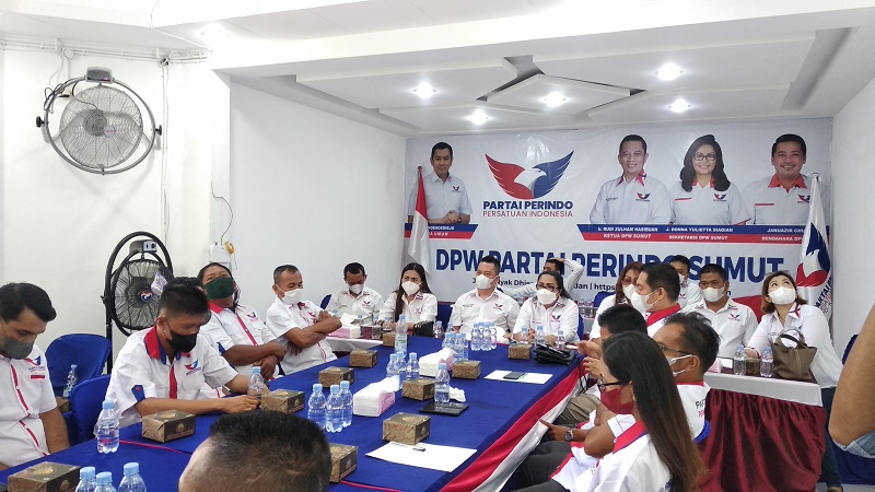 Terima SK, DPD Partai Perindo Sibolga Diminta Rawat Keberagaman
