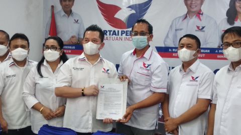 Terima SK Kepengurusan, Partai Perindo Gunungsitoli Target 6 Kursi DPRD pada Pileg 2024