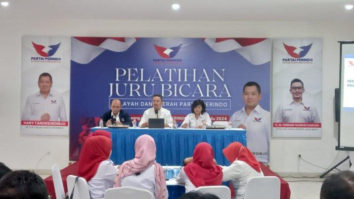 Jadi Kader Partai Perindo, Eks Ativis ICW Tama S Langkun Beri Pelatihan Juru Bicara ke Kader di Jabar