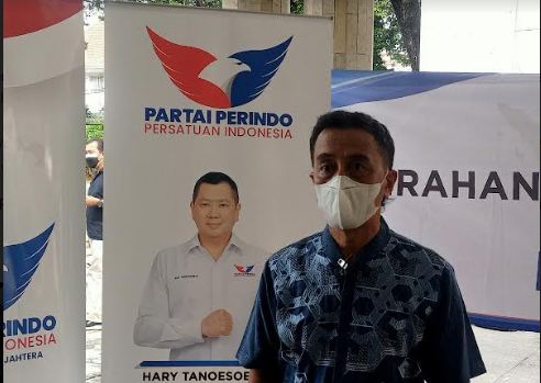 Cerita Maman Penerima Bantuan UMKM dari Partai Perindo: Gerobak Saya Kalau Diangkat Hancur