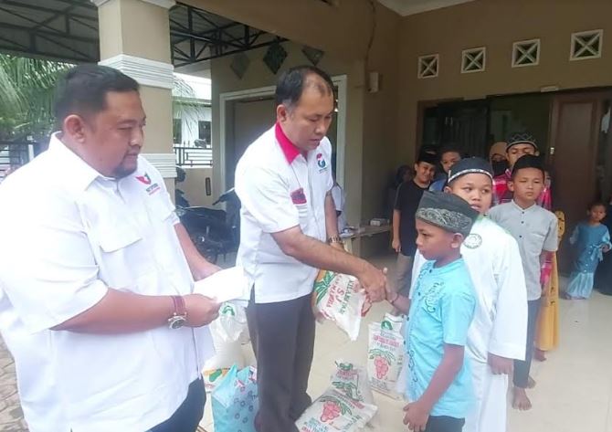 Partai Perindo Tebing Tinggi Rayakan HUT ke-7 dengan Berbagi Bantuan ke Anak Yatim Piatu