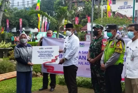 MNC Peduli dan Partai Perindo Salurkan Hewan Kurban kepada Warga Jakarta Barat