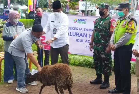 MNC Peduli dan Partai Perindo Salurkan Hewan Kurban, Koramil Kebon Jeruk: Kegiatan Positif
