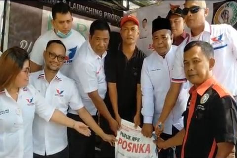 Peduli Kesejahteraan Petani, Partai Perindo Bantu Salurkan Pupuk di Deli Serdang 