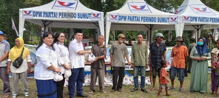 Terima Daging Kurban, Warga Sumut Doakan Partai Perindo Jadi Parpol Besar 