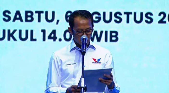 Sekjen Bacakan SK Pengangkatan TGB sebagai Ketua Harian Nasional Partai Perindo