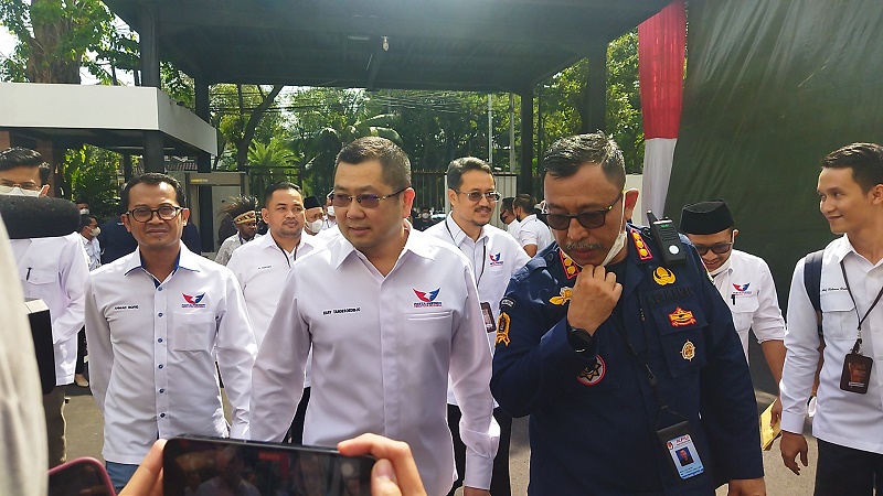 Partai Perindo Daftar ke KPU, Hary Tanoesoedibjo Targetkan Raih Minimum 60 Kursi di DPR