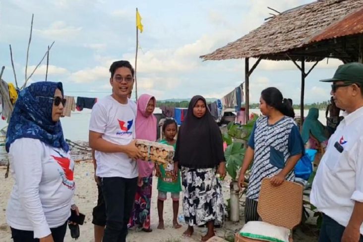 Terima Bantuan, Korban Banjir Torue: Partai Perindo Memang Penolong 