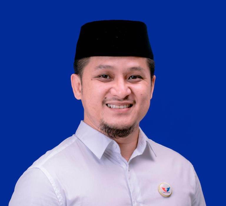 Hari Ini, 34 Karya Tulis Esai Dipresentasikan di Kantor Partai Perindo Ternate