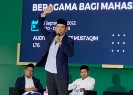 Isi Seminar di UIN Tulungagung, TGB Zainul Majdi Paparkan Penelitian Habib Ali Al Jufri soal Problem Agama