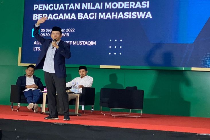 Jadi Pembicara Seminar Nasional di UIN Sayid Rahmatullah, Ini Pesan TGB Zainul Majdi 