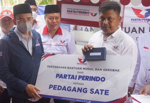 Pedagang di Tulungagung Bahagia, Gerobak Perindo Dilengkapi Barcode untuk Pembayaran Digital