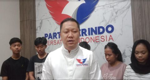 Dirgahayu Partai Perindo ke-8, Hendry Attan Ingatkan Anak Yatim Jauhi Narkoba