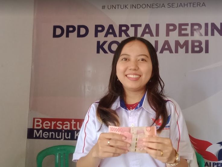 Kemeriahan Kunjungan Ahmad Rofiq di Jambi, Kader Muda yang Bisa Nyanyikan Mars Perindo Dapat Doorprize