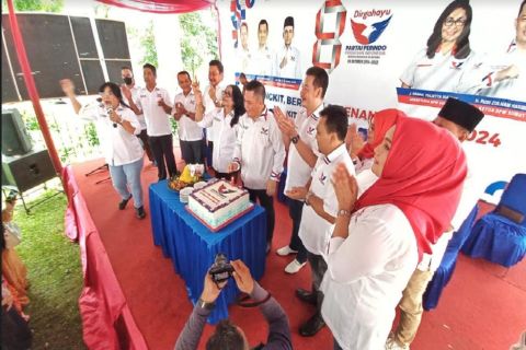 Rayakan HUT ke-8, Partai Perindo Sumut Santuni Anak Yatim