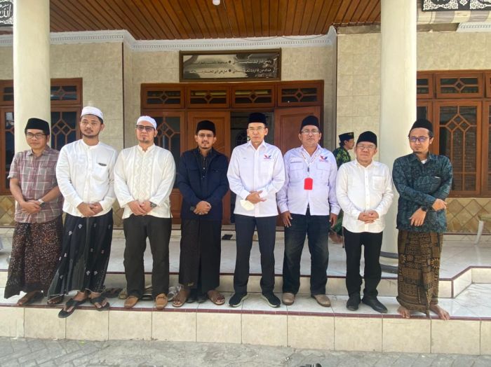 TGB HM Zainul Majdi Silaturahim ke Ponpes Syaichona Cholil Bangkalan