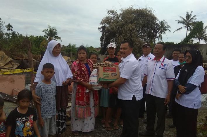 Beri Santunan ke Korban Kebakaran, Partai Perindo Sunggal: Ini Bentuk Keprihatinan Kami