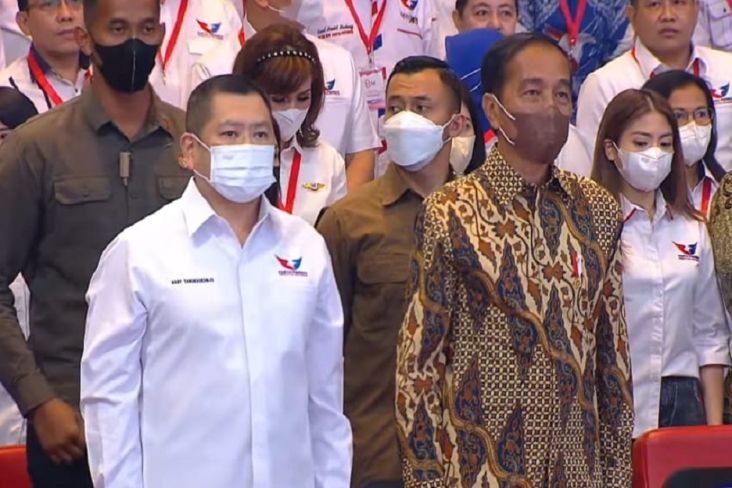 Betah Hadiri HUT ke-8 Partai Perindo, Presiden Jokowi Tunda Kepulangan 