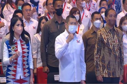 HT Kenalkan Bacaleg Partai Perindo Pemegang Rekor Perolehan Suara DPD ke Jokowi
