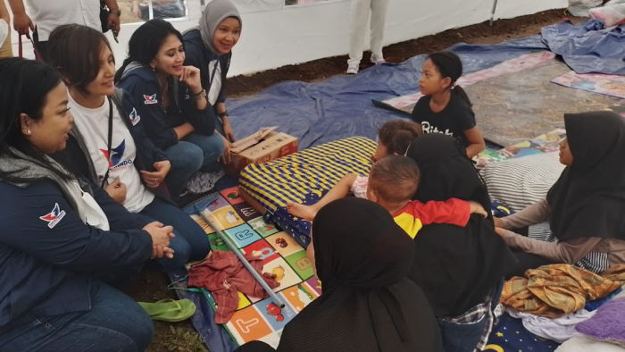 Kartini Perindo Kunjungi Tenda Pengungsi, Ini Harapan Para Korban Gempa Cianjur