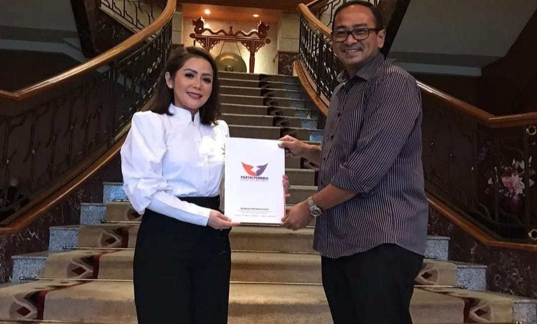 Kristina Penyanyi Dangdut Ternama Resmi Gabung Partai Perindo