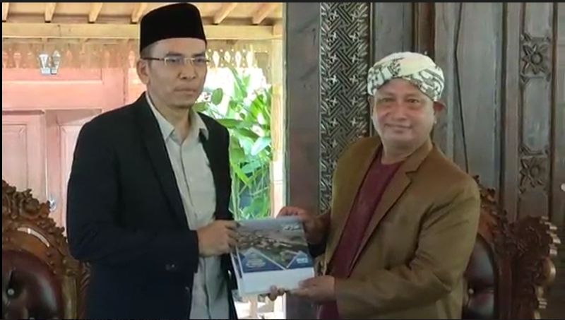 Berkunjung ke Al Amanah Sidoarjo, TGB Sebut Partai Perindo Siap Dukung Lulusan Pondok Pesantren