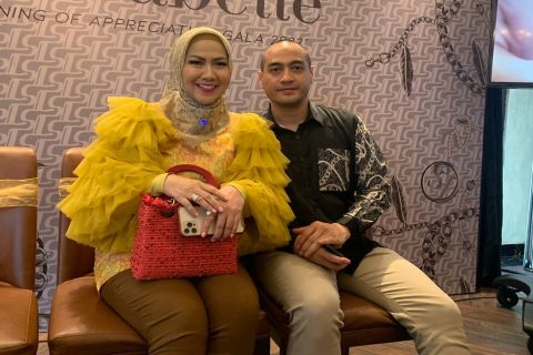 Hadapi Pemilu 2024, Venna Melinda Siapkan Strategi Jitu lewat Fashion 