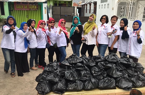 Bagikan 250 Nasi Kotak ke Masyarakat, Partai Perindo Bekasi Harap Program Jumat Berkah Terus Berlanjut