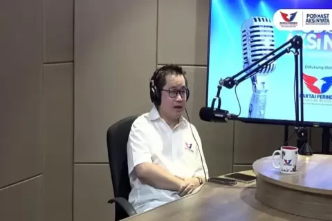 Podcast AKSi Nyata: Pentingkah Label Komunitas saat Sumbang Bantuan Bencana? Ini Kata Indra Wu 