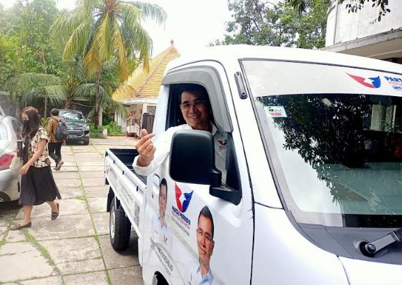 Terima Bantuan Mobil Ngayah, Ketua DPW Partai Perindo Bali Sebut akan Layani Masyarakat Secara Gratis